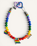 Collier pour chien Pride avec perles multicolores, charms LGBTQIA+ colorés et fermoir cœur violet et bleu – Zag & Wag