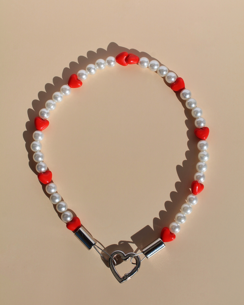 Collier artisanal pour chiens et chats avec perles et cœur argenté – Zag & Wag