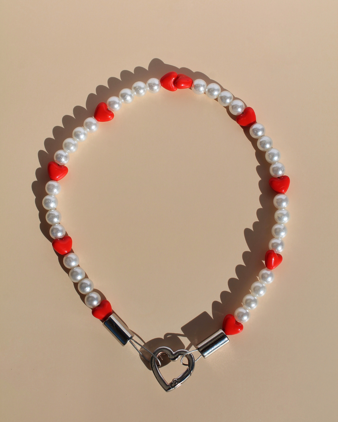 Collier artisanal pour chiens et chats avec perles et cœur argenté – Zag & Wag