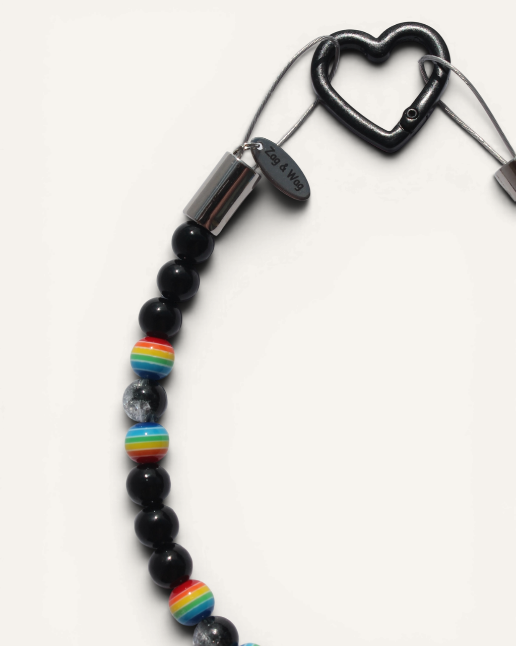 Collier Pride noir pour chien Midnight Pride avec perles noires brillantes et drapeau rainbow – Zag & Wag